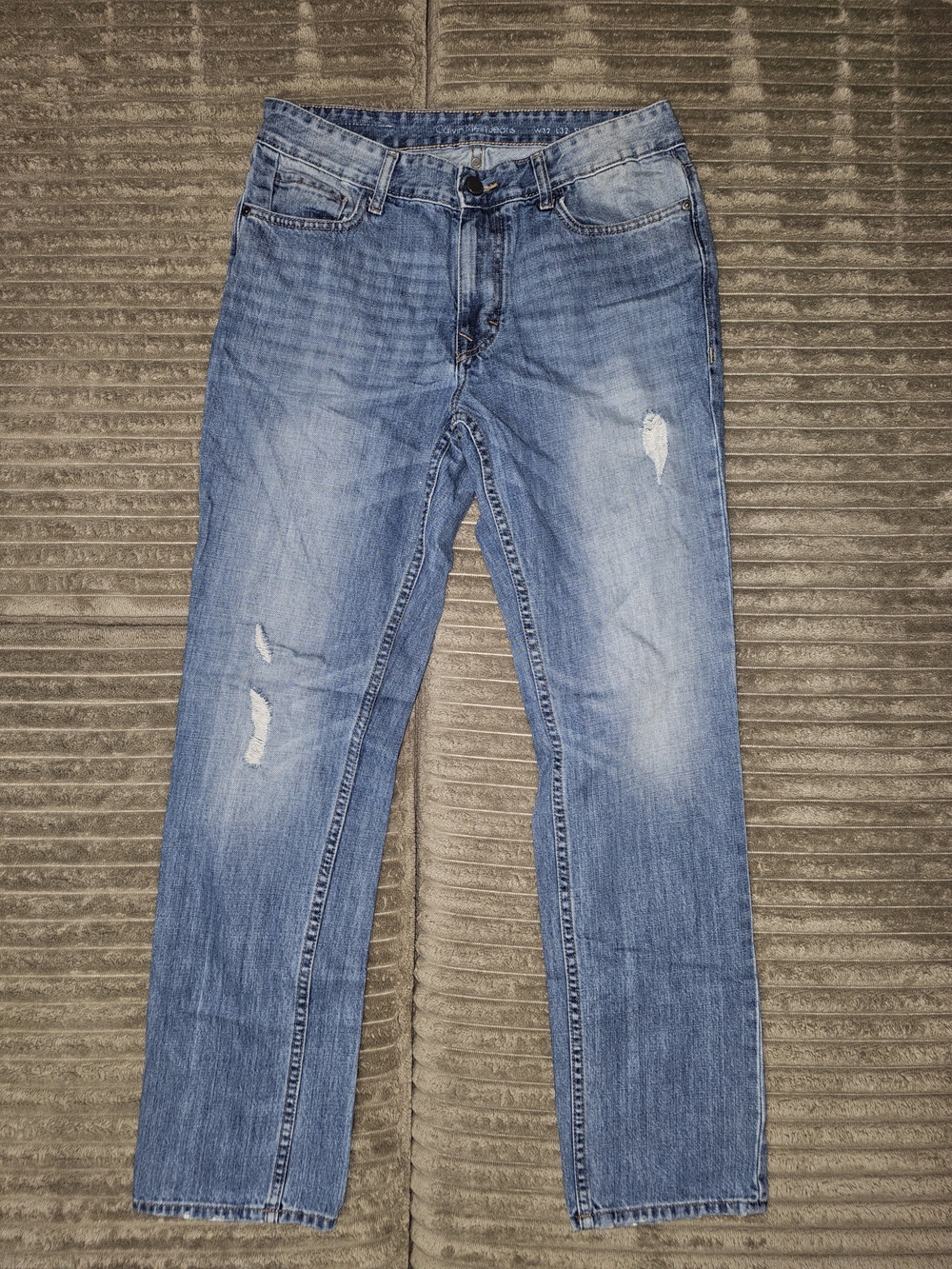 Men's Light Blue Distressed Jeans - W 32 L 32 - J7